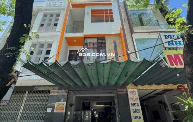 Bán nhà 4 tầng  Lý Thái Tông - Thanh Khê Tây - Đà Nẵng.
- Diện tích : 100m2 ngang 5m